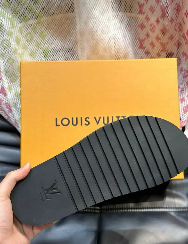 hype LV Slippers