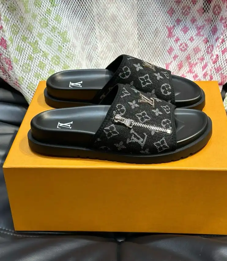 hype LV Slippers