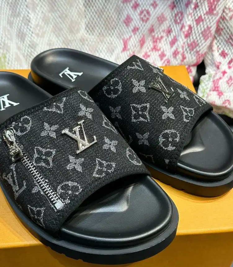 hype LV Slippers