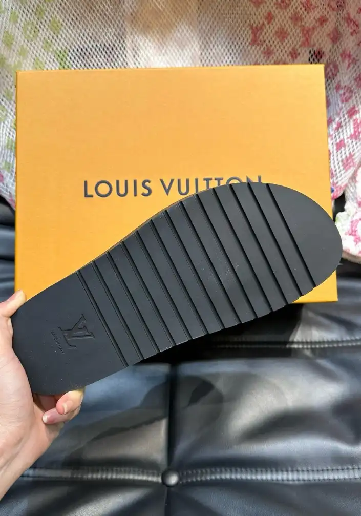 hype LV Slippers