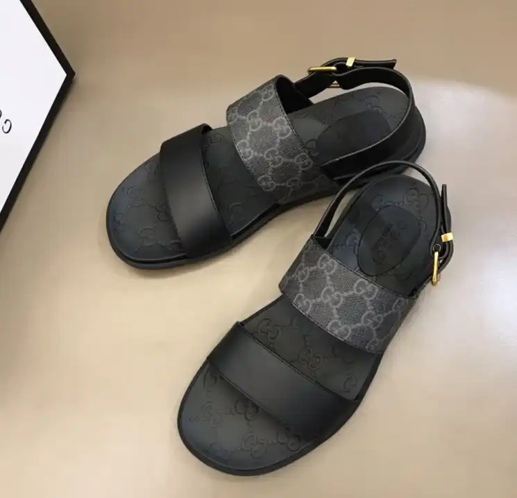 hype Gucci Slippers