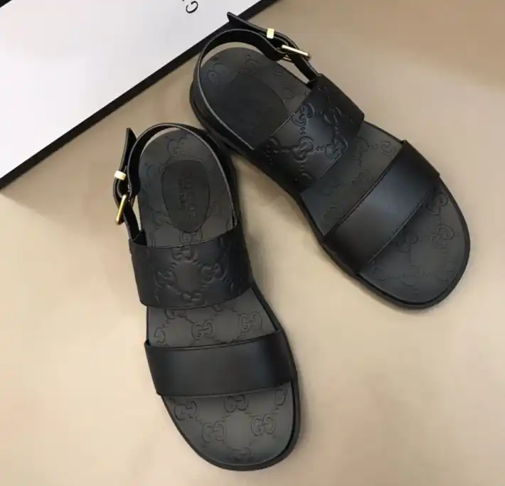 hype Gucci Slippers