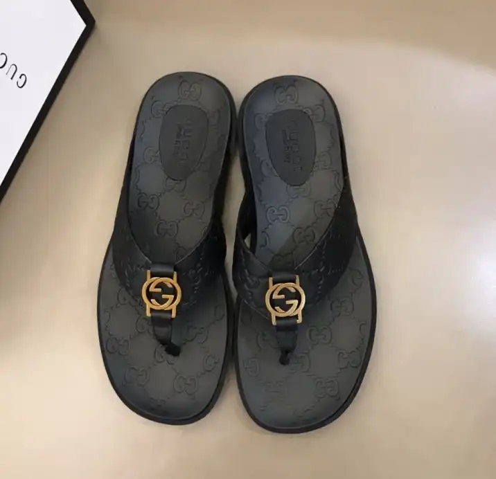 hype Gucci Slippers