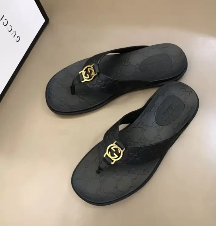 hype Gucci Slippers