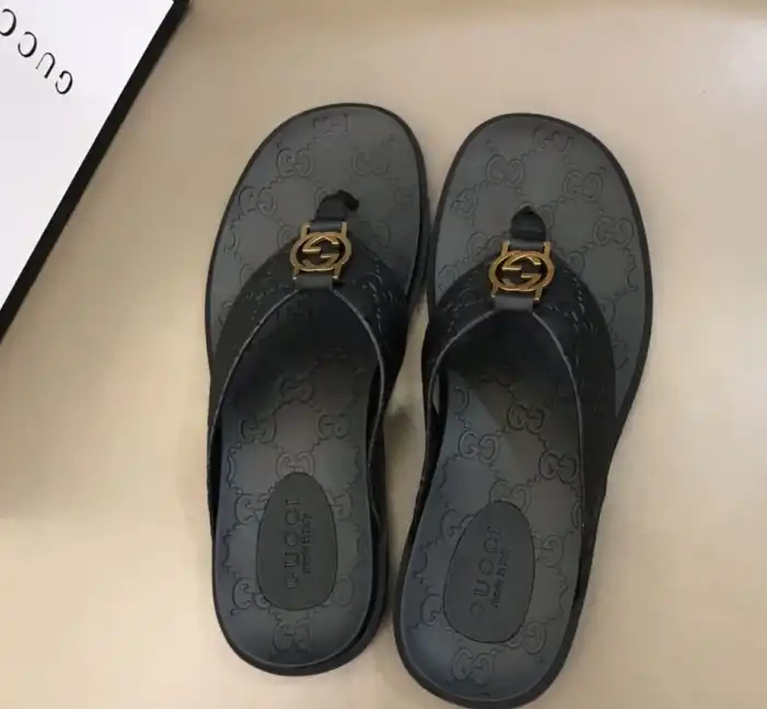 hype Gucci Slippers