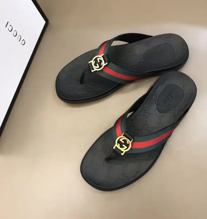 hype Gucci Slippers