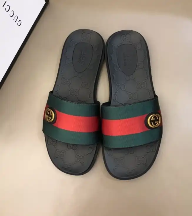 hype Gucci Slippers