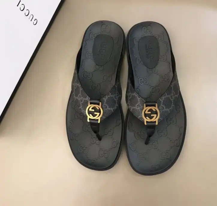 hype Gucci Slippers