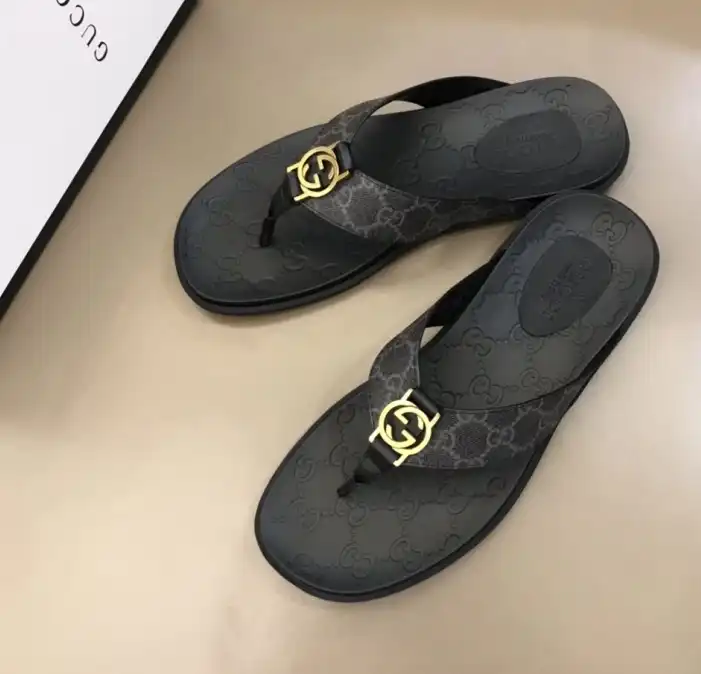 hype Gucci Slippers