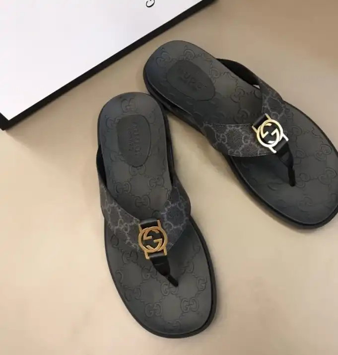 hype Gucci Slippers