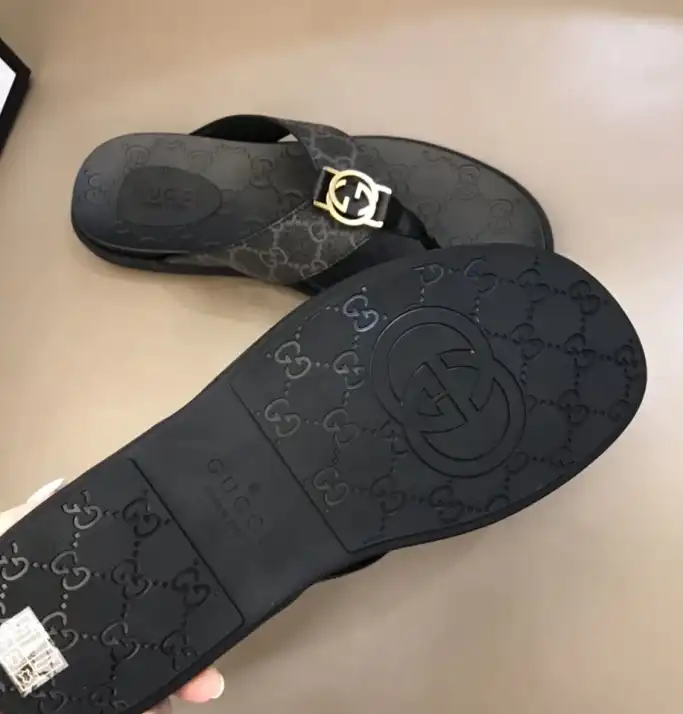 hype Gucci Slippers