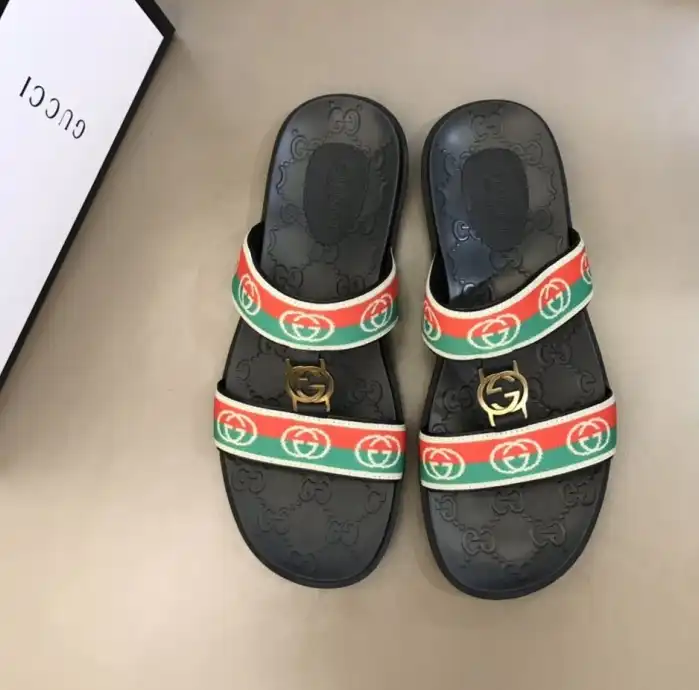 hype Gucci Slippers