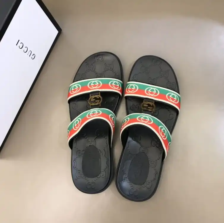 hype Gucci Slippers