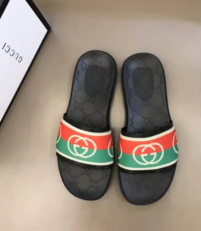 hype Gucci Slippers