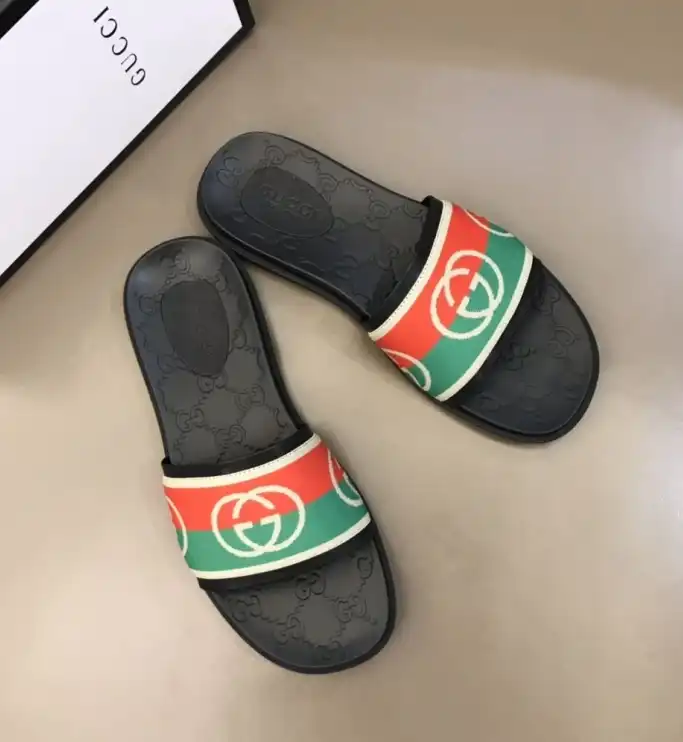 hype Gucci Slippers