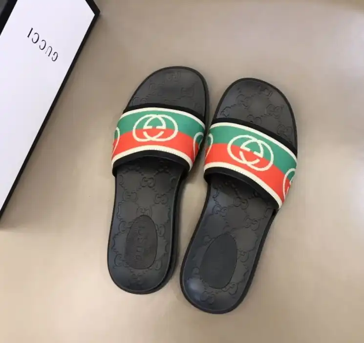 hype Gucci Slippers