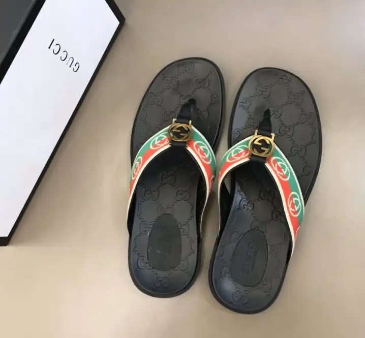 hype Gucci Slippers