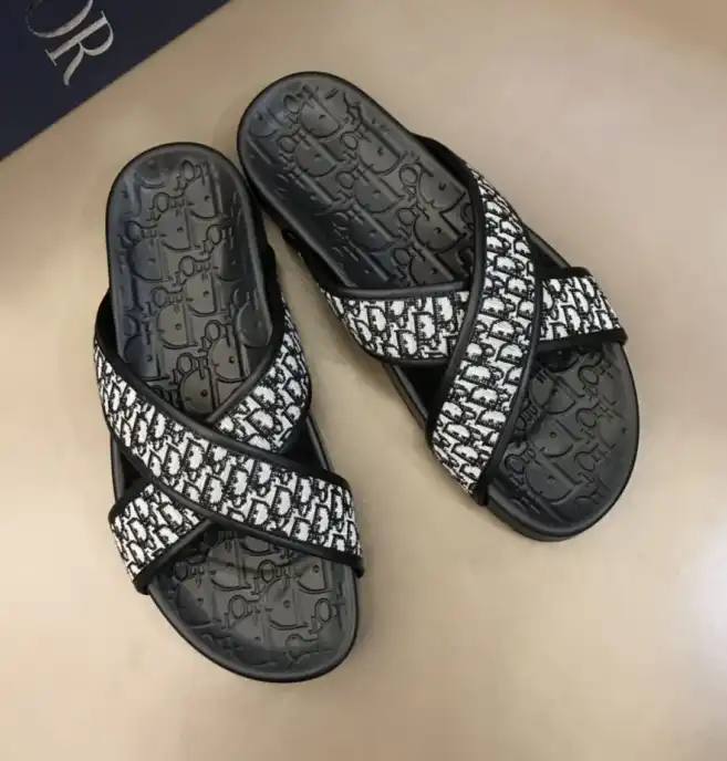 hype Christian Dior Slippers