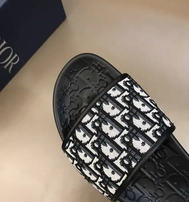 hype Christian Dior Slippers