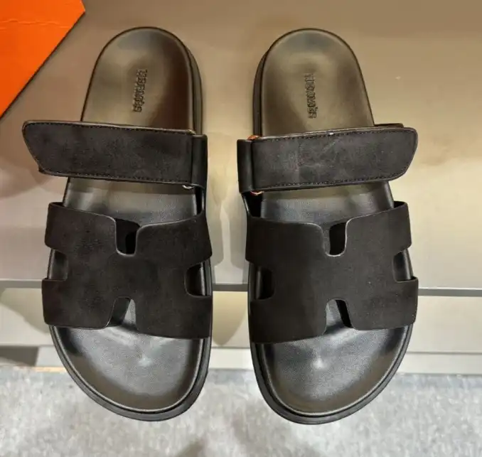 hype Hermes Sandals