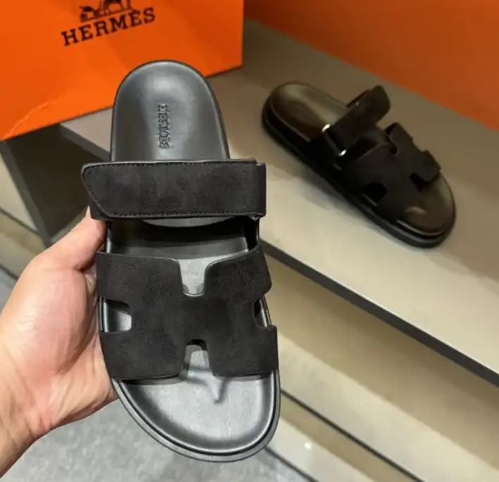 hype Hermes Sandals