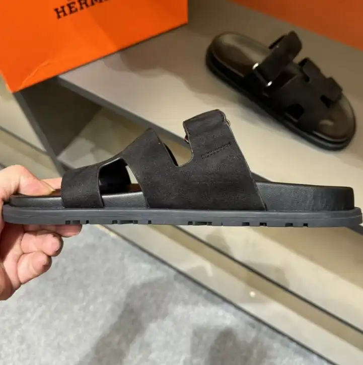 hype Hermes Sandals