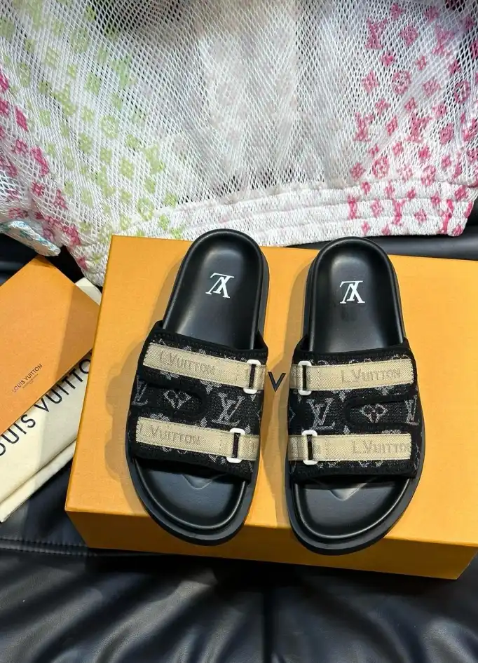 hype LV Slippers