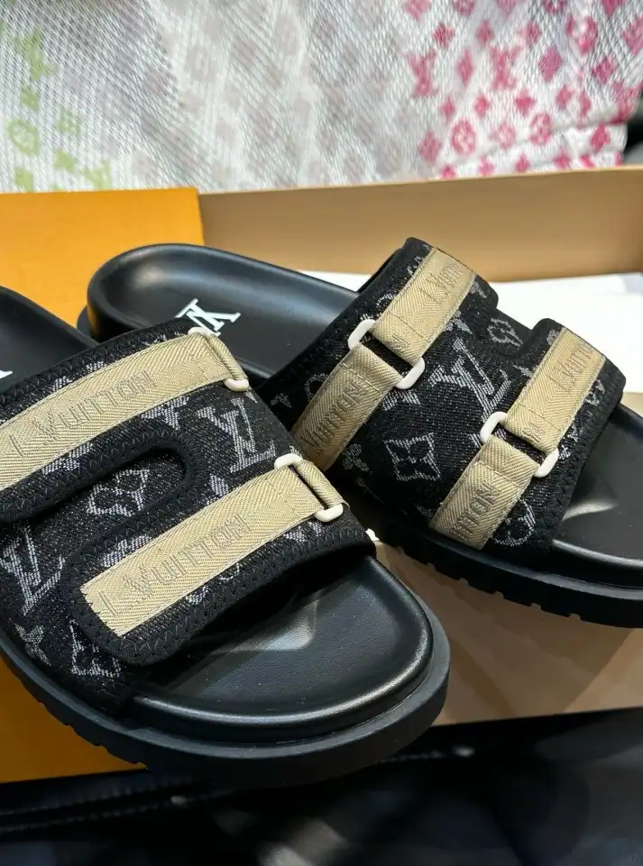 hype LV Slippers