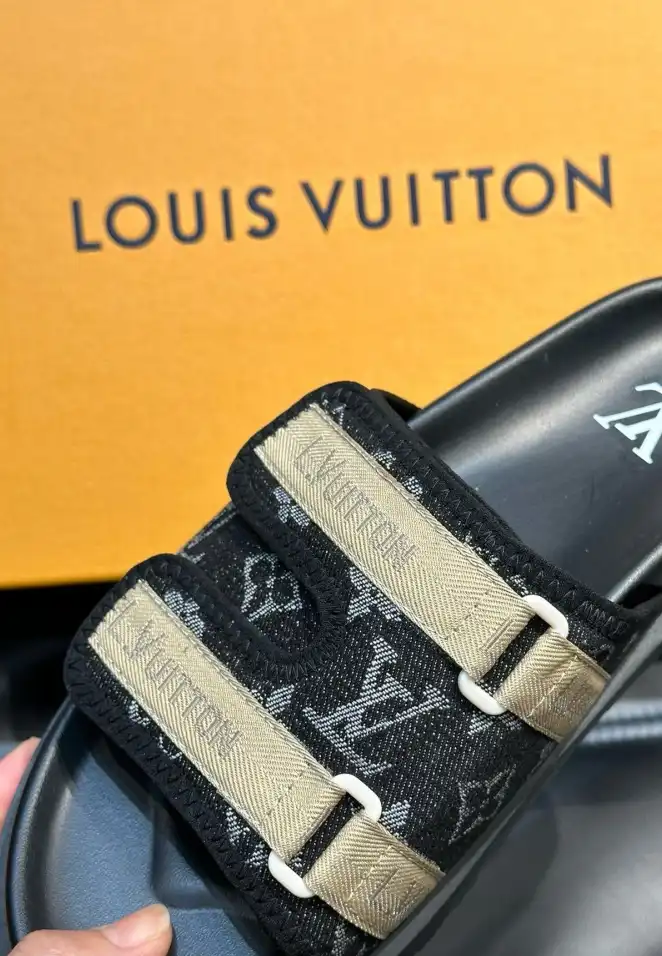 hype LV Slippers