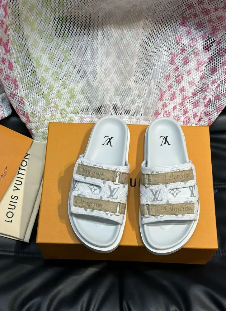 hype LV Slippers