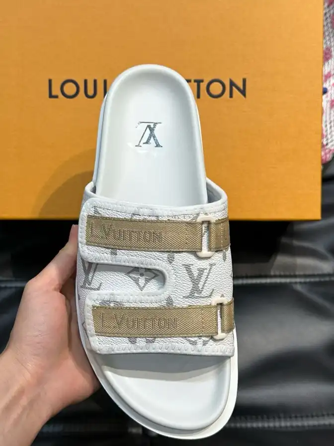 hype LV Slippers