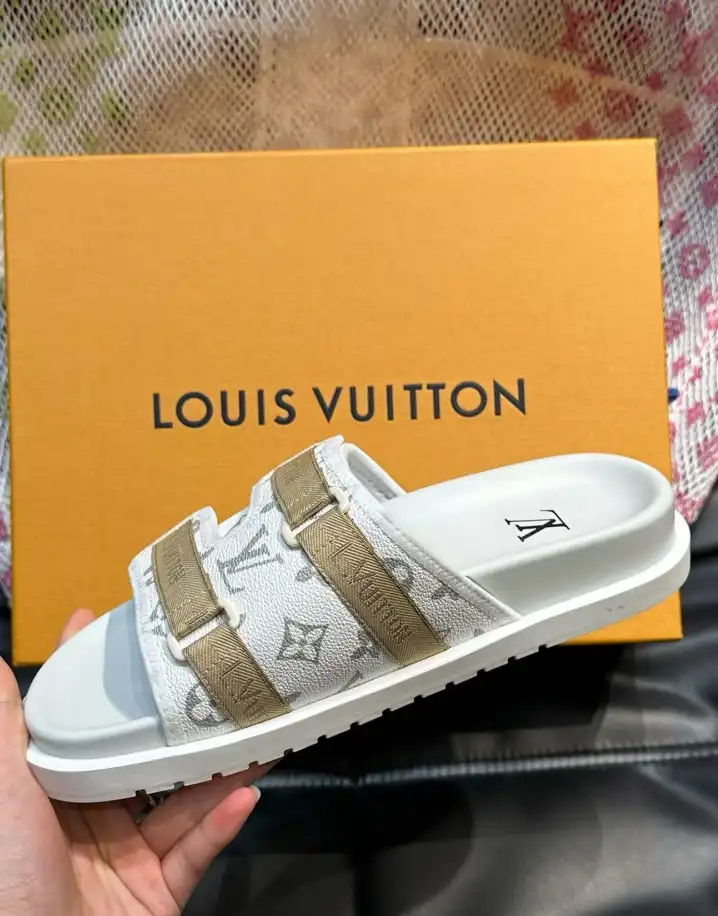 hype LV Slippers