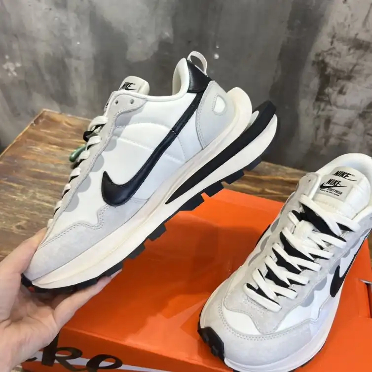 hype Nike Sneakers