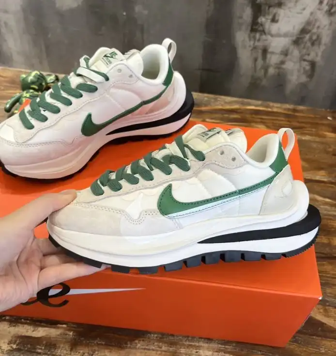 hype Nike Sneakers