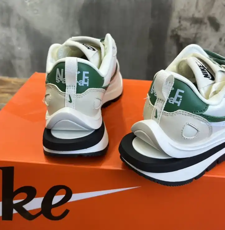 hype Nike Sneakers