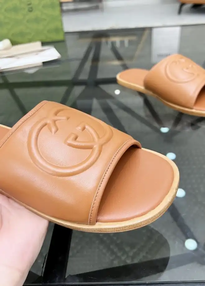 hype Gucci Slippers