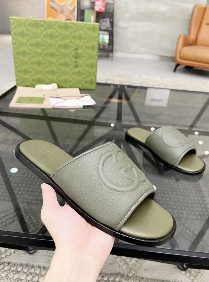 hype Gucci Slippers