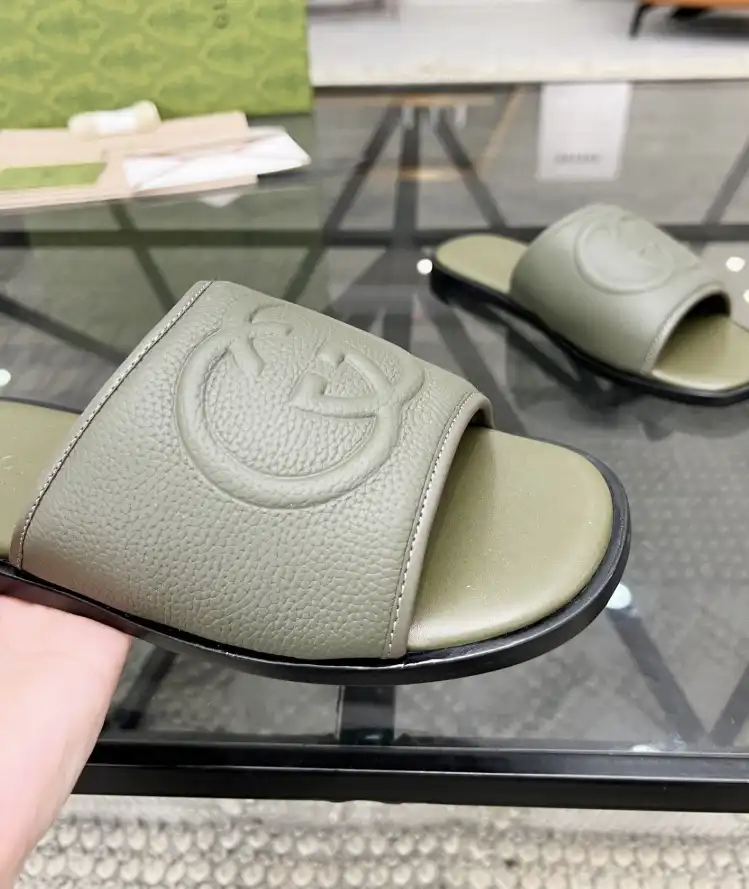 hype Gucci Slippers