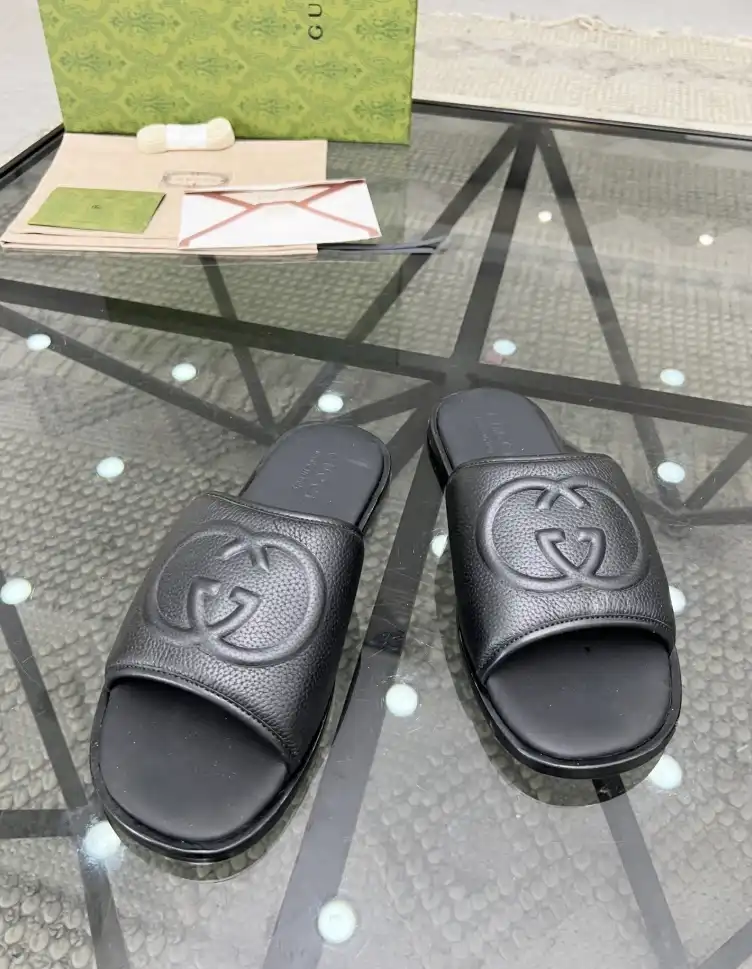 hype Gucci Slippers