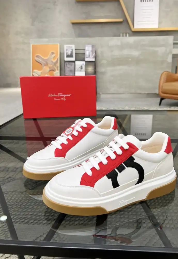 hype Ferragamo Sneakers