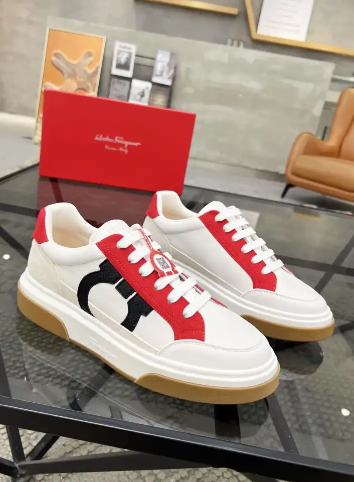 hype Ferragamo Sneakers