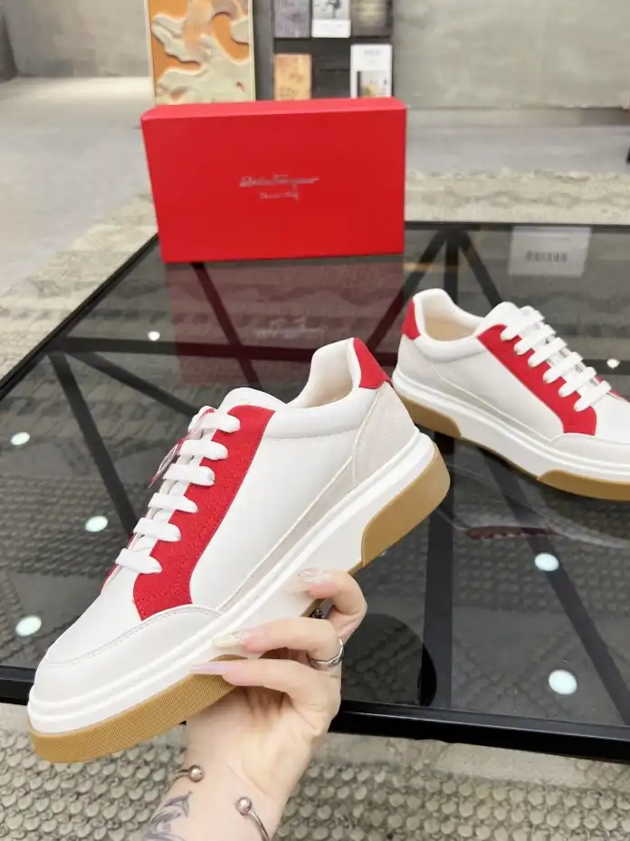 hype Ferragamo Sneakers