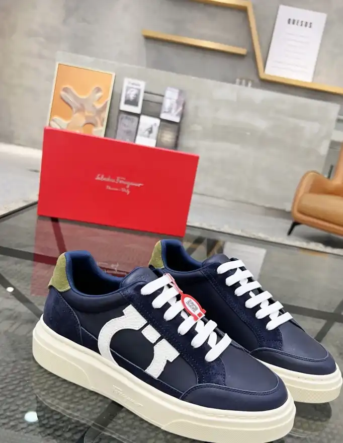 hype Ferragamo Sneakers