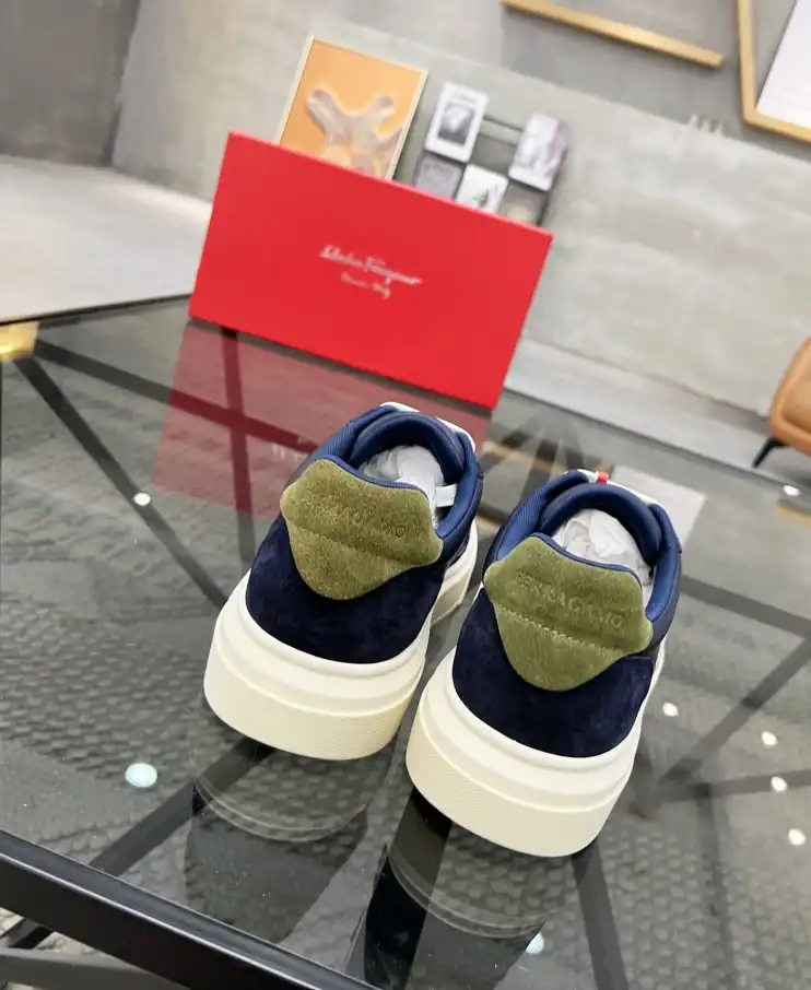 hype Ferragamo Sneakers