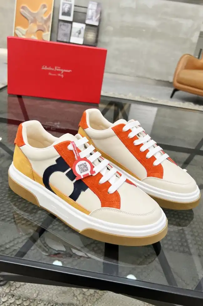 hype Ferragamo Sneakers