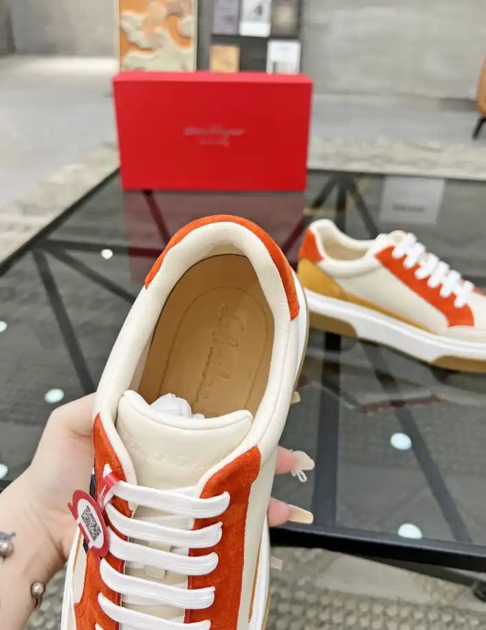 hype Ferragamo Sneakers