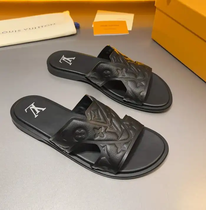 hype LV Slippers