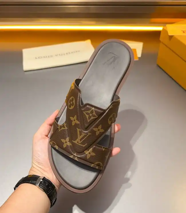 hype LV Slippers