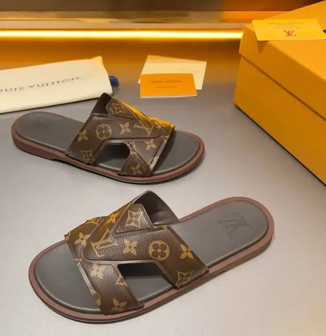 hype LV Slippers