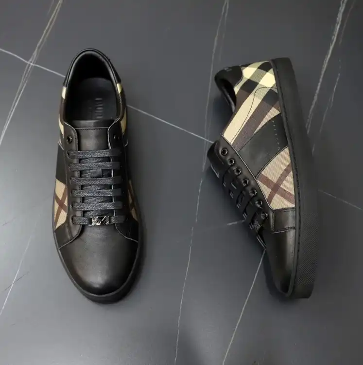 hype Burberry Sneakers